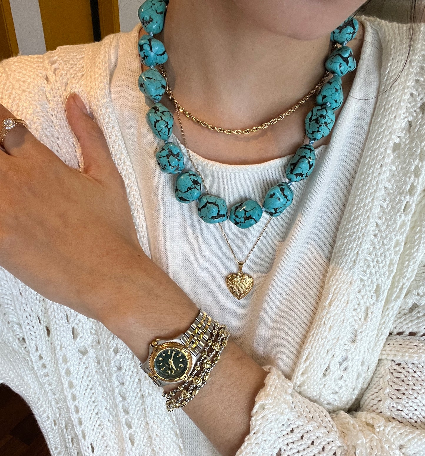 Colar pedras grandes Howlita